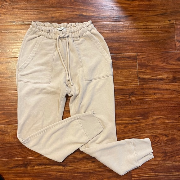 Abercrombie & Fitch cloud jogger. Size xs. - Picture 3 of 6